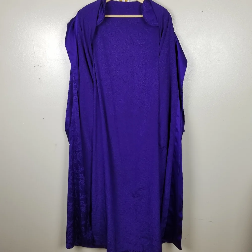 VINTAGE VICTORIA’S SECRET Gold Label Long Satin Robe Waist Tie Royal Purple US M